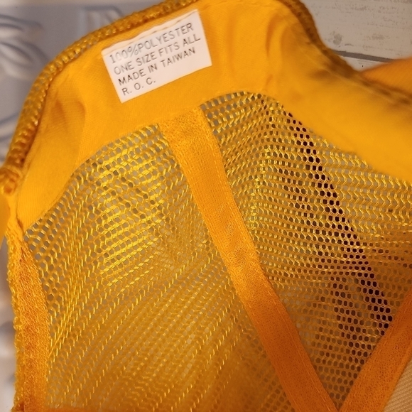 WAGNER Pro Series - Yellow Snapback Mes Truckers Hat- One Size - Picture 6 of 6